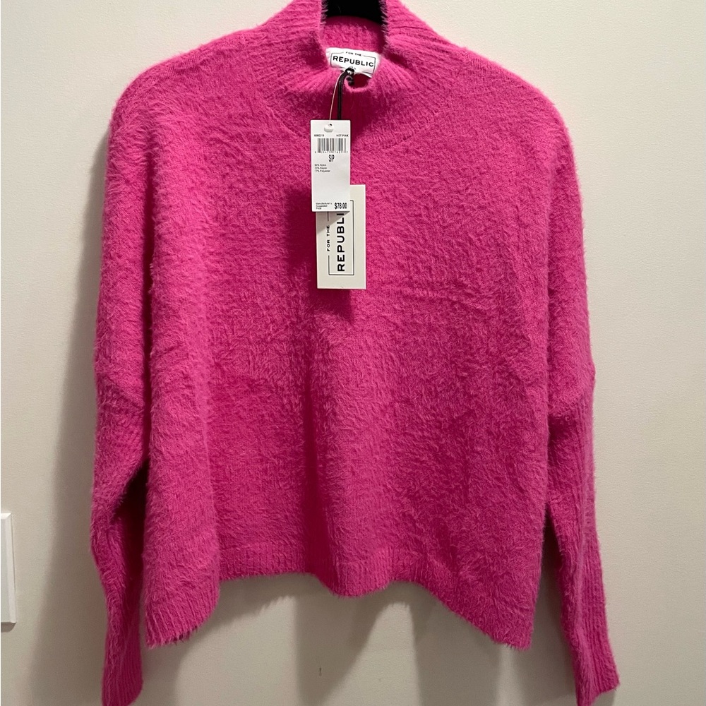 REPUBLIC crop top, super soft